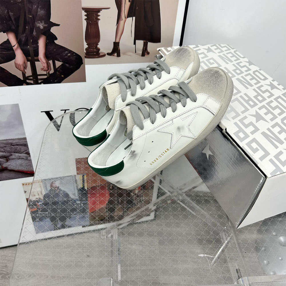 Golden Goose Sneakers